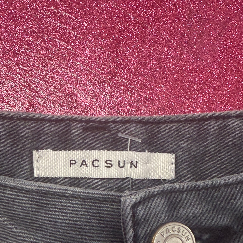 PacSun Black Frayed Jean Shorts - Picture 4 of 5